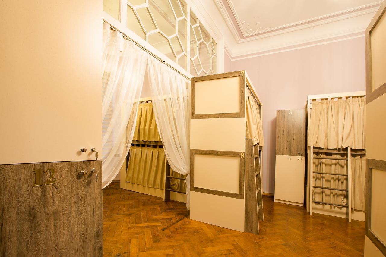 Khamsa Hostel Баку Екстериор снимка