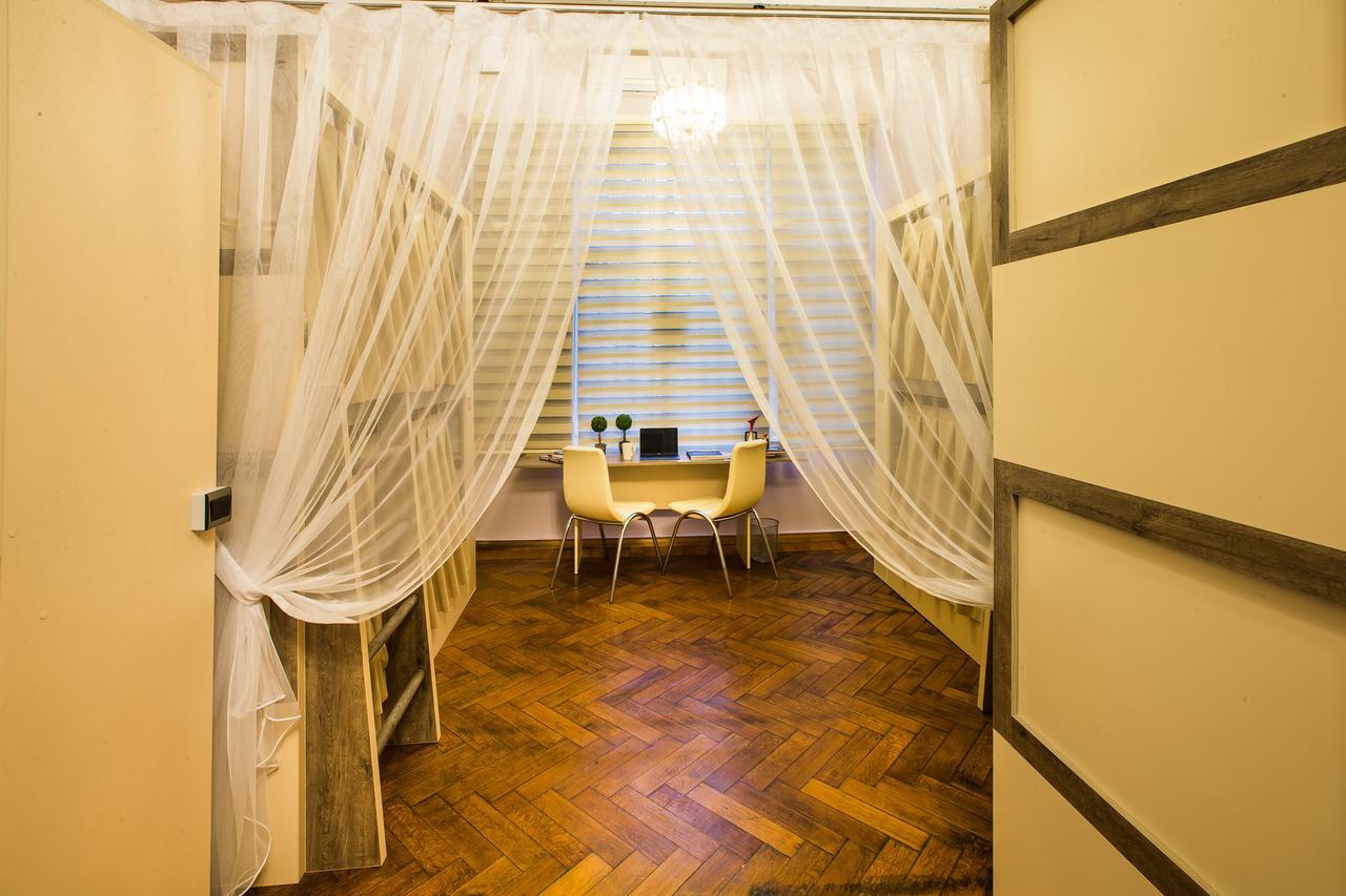 Khamsa Hostel Баку Екстериор снимка